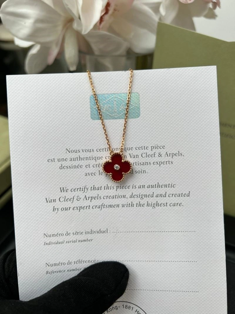 UrbanStyle Vca Necklaces 254518