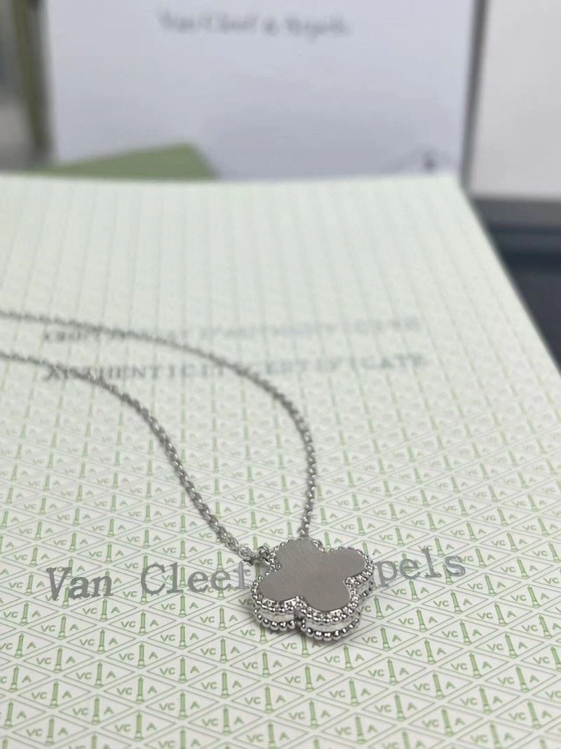 TechFriendly Vca Necklaces 254502