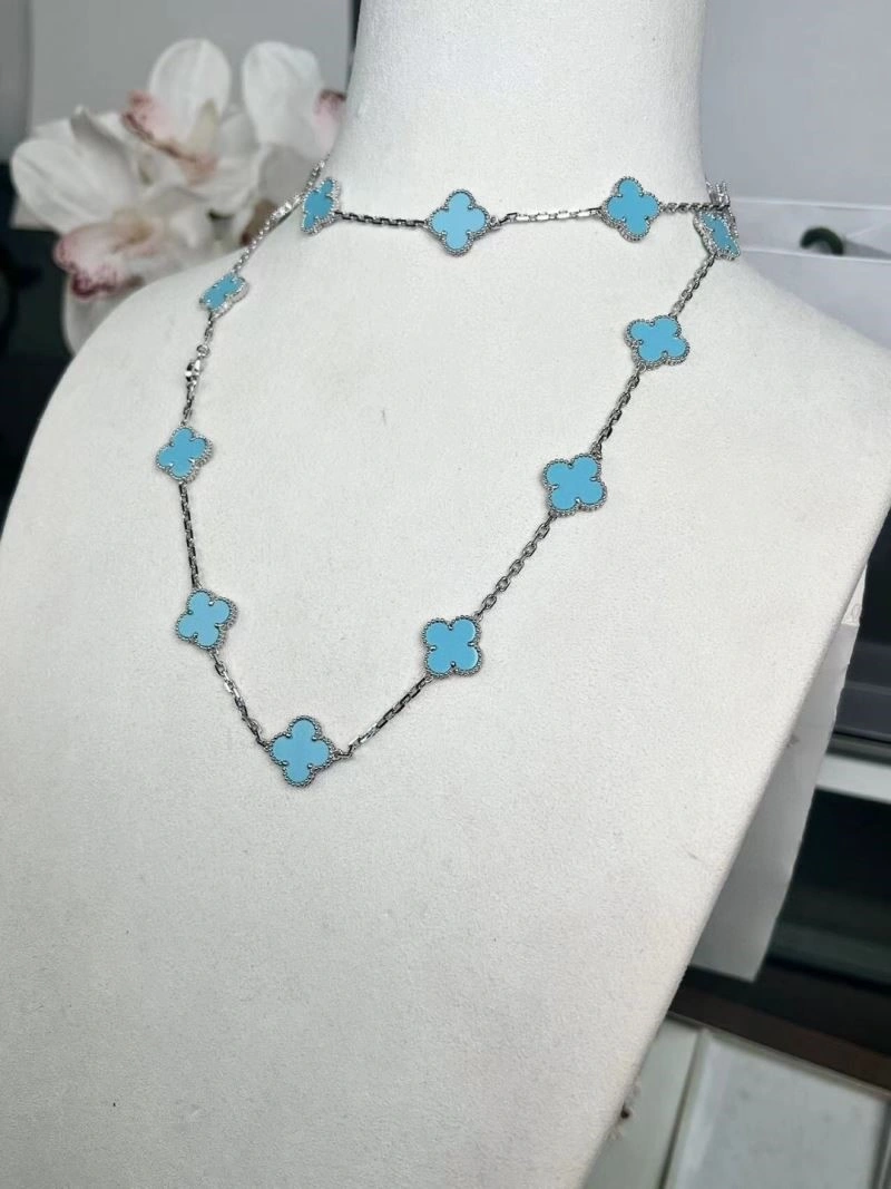 Sporty Vca Necklaces 254512