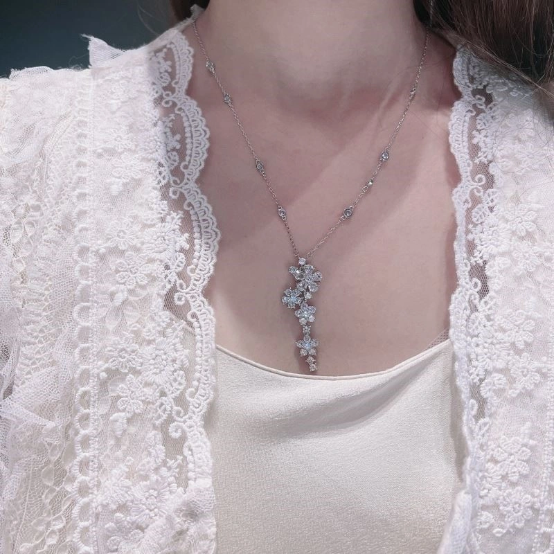 Vca Necklaces Packable 254382