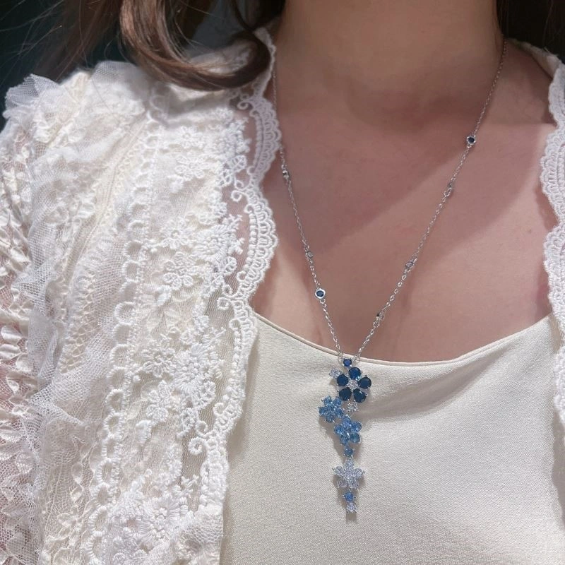 Vca Necklaces Sophisticated 254371