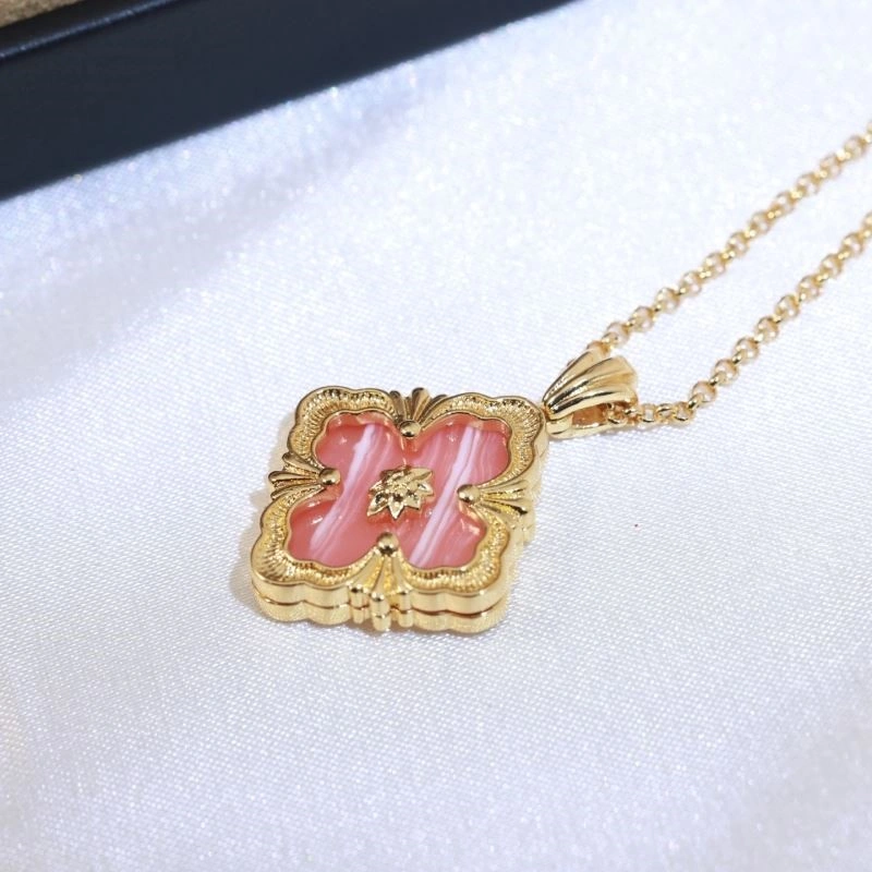 Vca Necklaces Resilient 254388