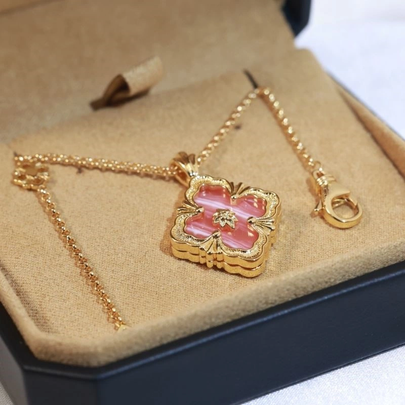 Vca Necklaces Resilient 254388