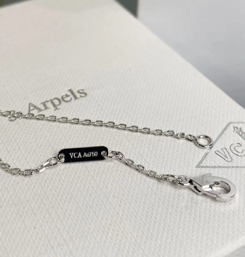 EasyCare Vca Necklaces 254364