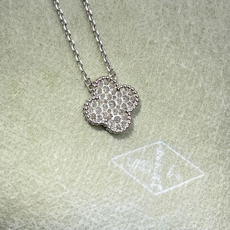 Vca Necklaces Colorful 254361