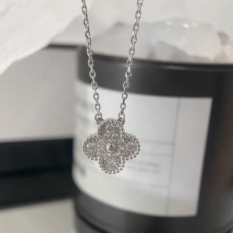 OdorResistant Vca Necklaces 254360