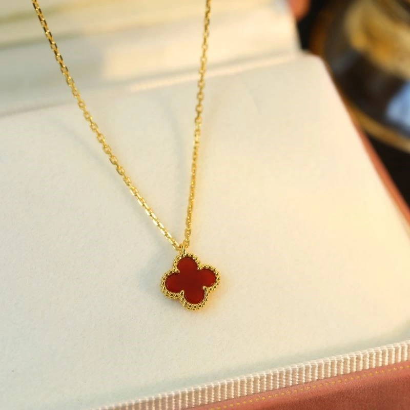 Vca Necklaces EyeCatching 254359