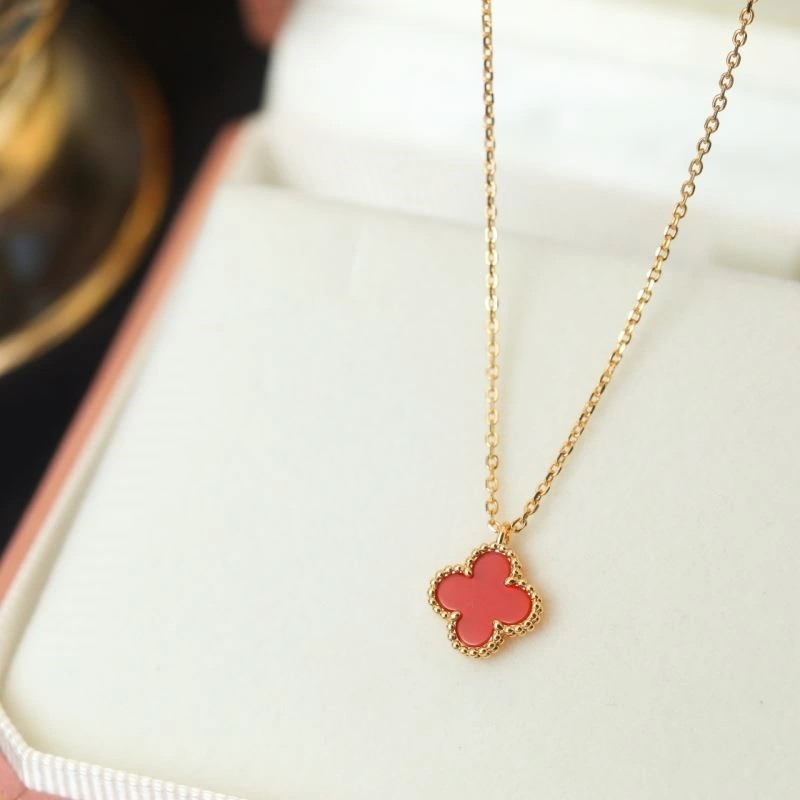 Vca Necklaces EyeCatching 254359