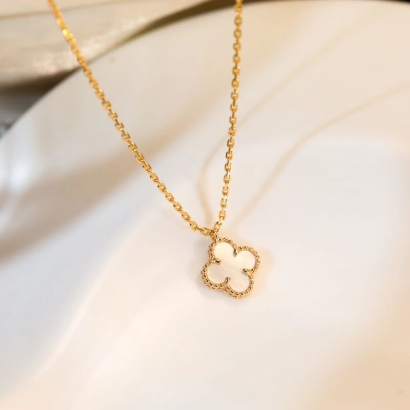Vca Necklaces WrinkleFree 254329