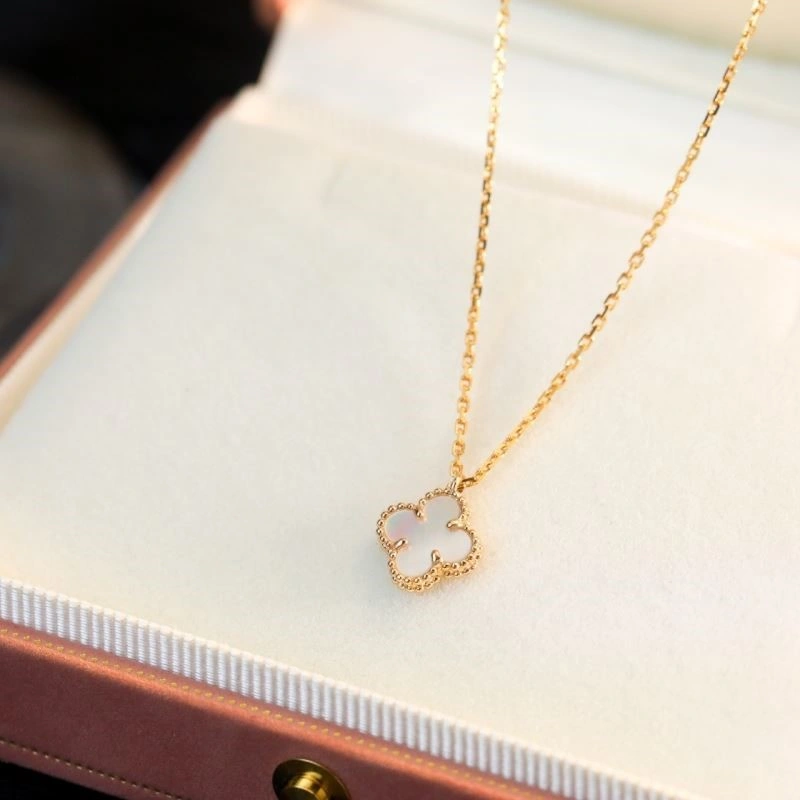 Vca Necklaces WrinkleFree 254329