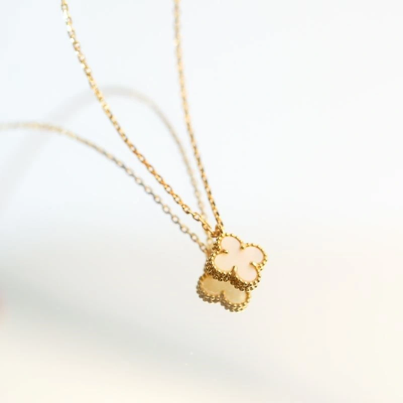 Vca Necklaces WrinkleFree 254329