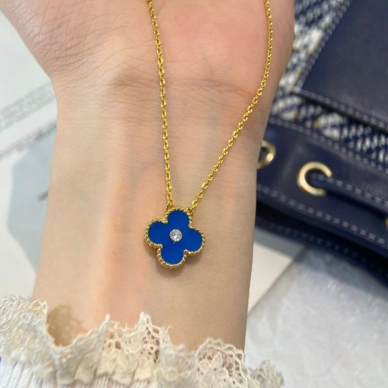 Vca Necklaces Functional 254328