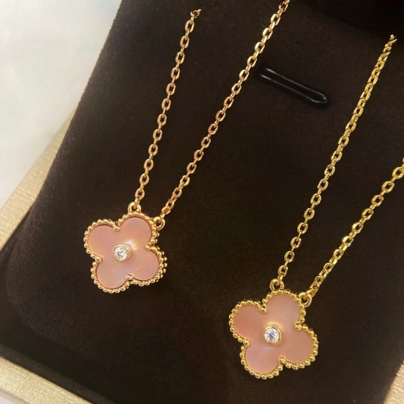 Comfortable Vca Necklaces 254339