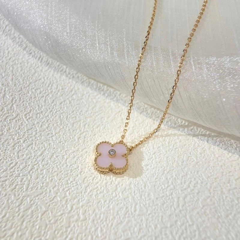 Vca Necklaces Unisex 254343
