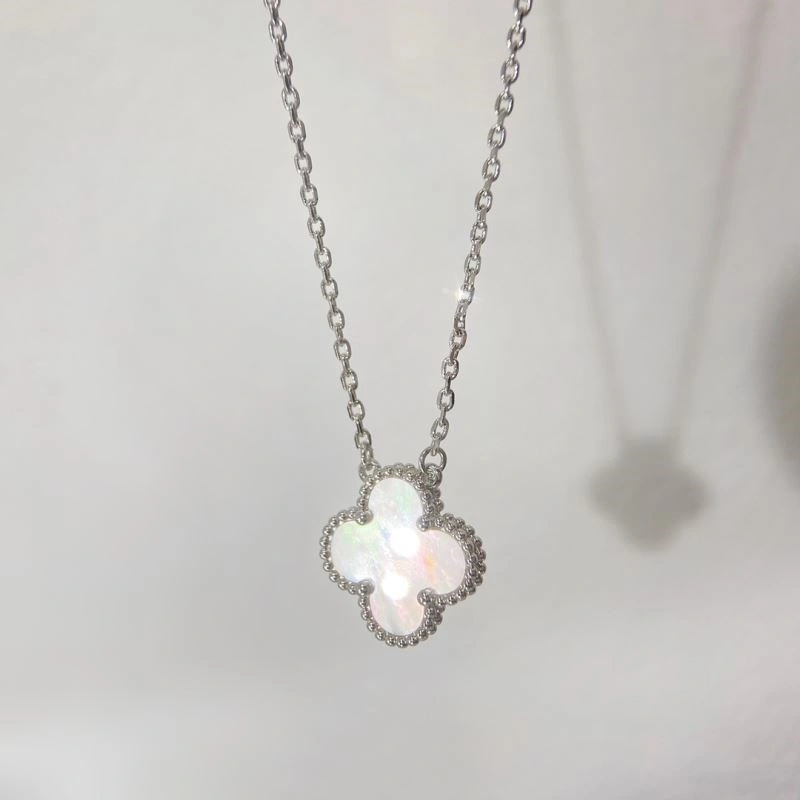 Vca Necklaces TravelReady 254356