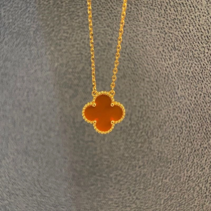 Vca Necklaces ComfortFit 254338