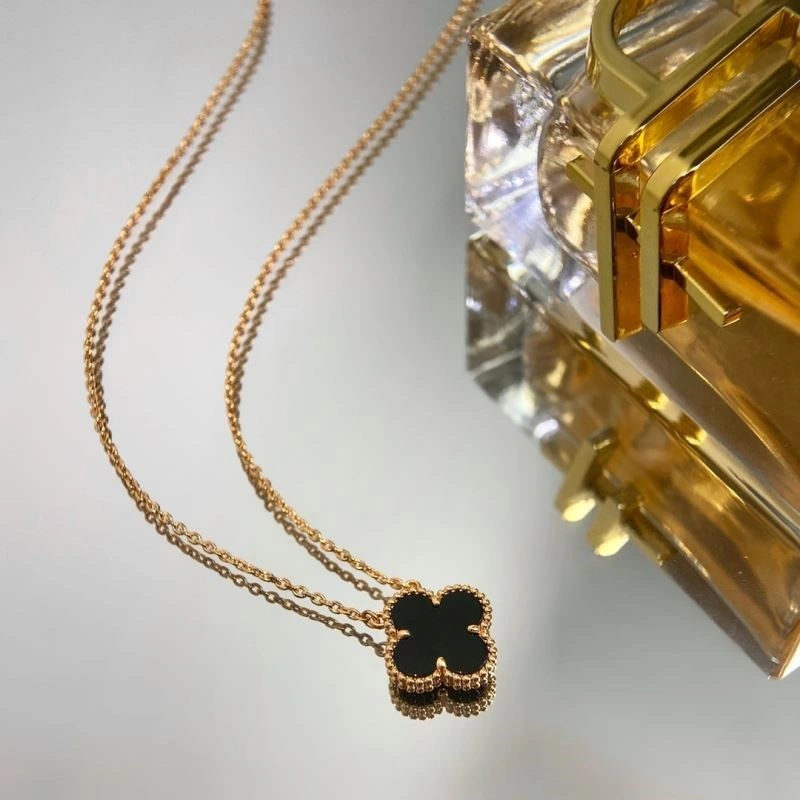 Vca Necklaces SunProtective 254334