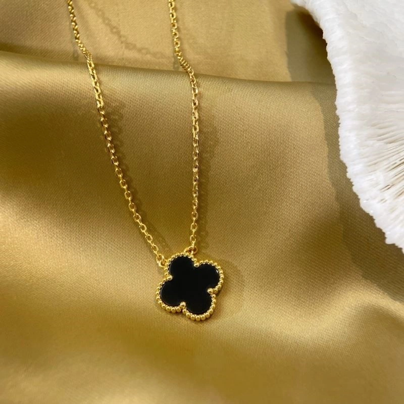 Vca Necklaces SunProtective 254334
