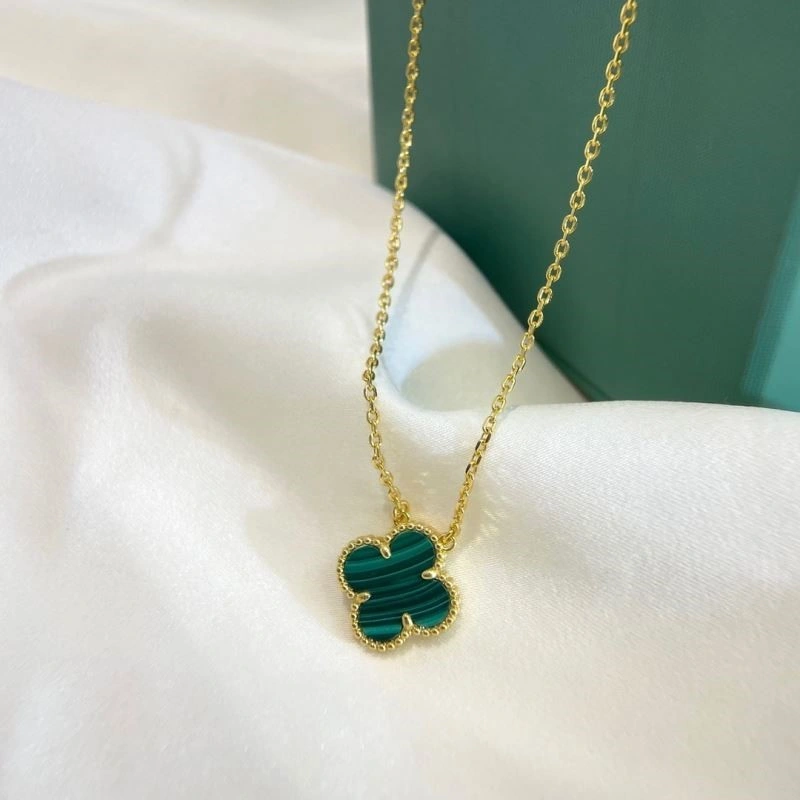 SmartChoice Vca Necklaces 254344