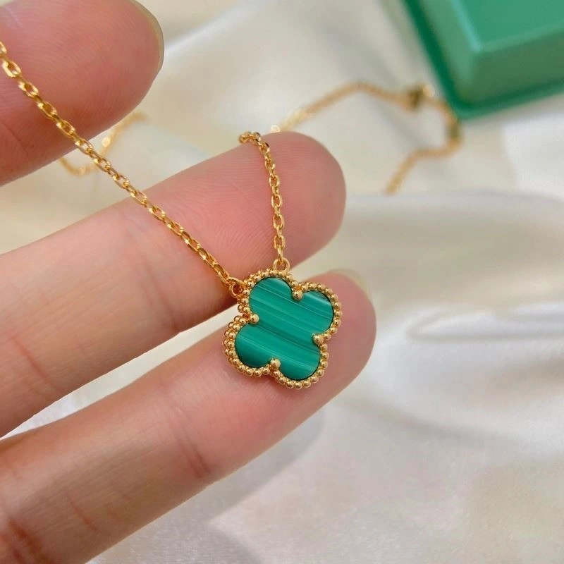 SmartChoice Vca Necklaces 254344