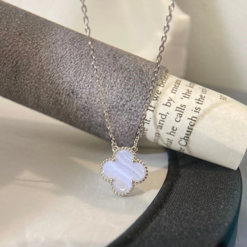 Vca Necklaces FreshLook 254336