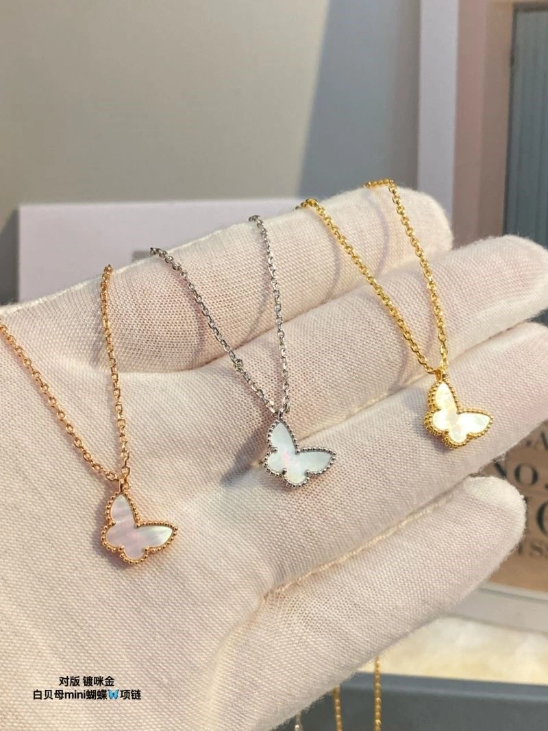 Vca Necklaces Packable 254326