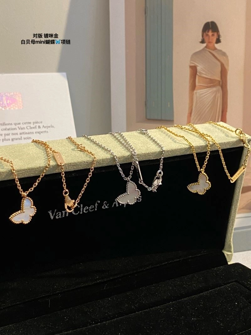 Vca Necklaces Packable 254326