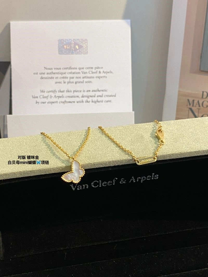 Vca Necklaces Packable 254326