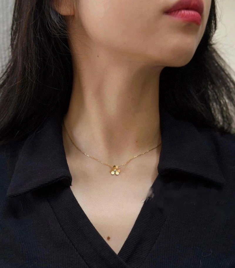 Vca Necklaces GoodFit 254345