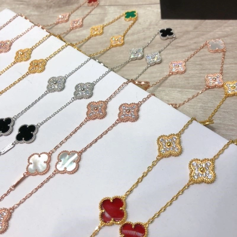 Vca Necklaces ModernLook 254347
