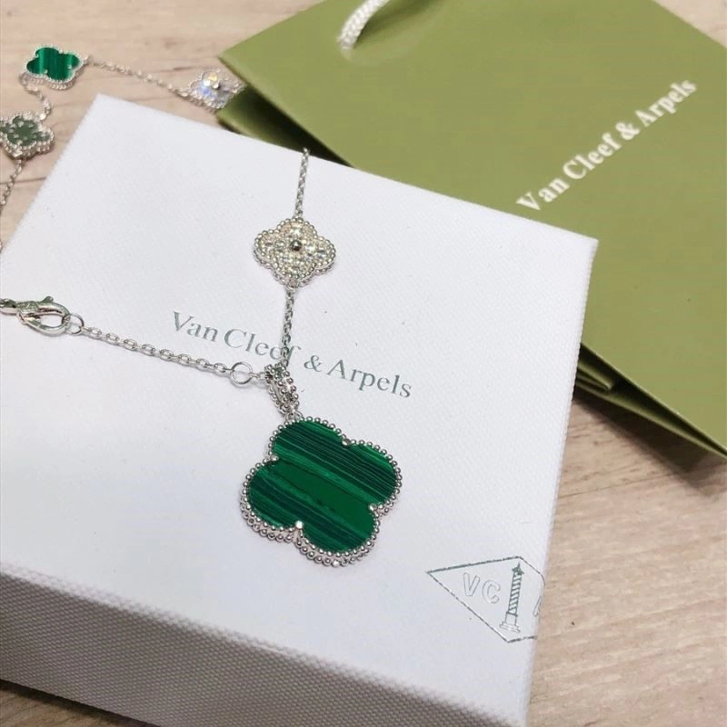 Vca Necklaces ModernLook 254347