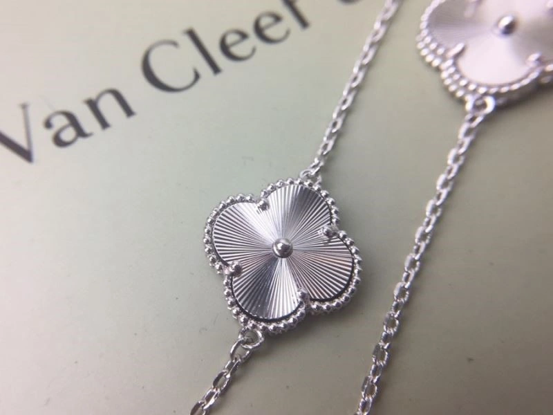 Unique Vca Necklaces 254350