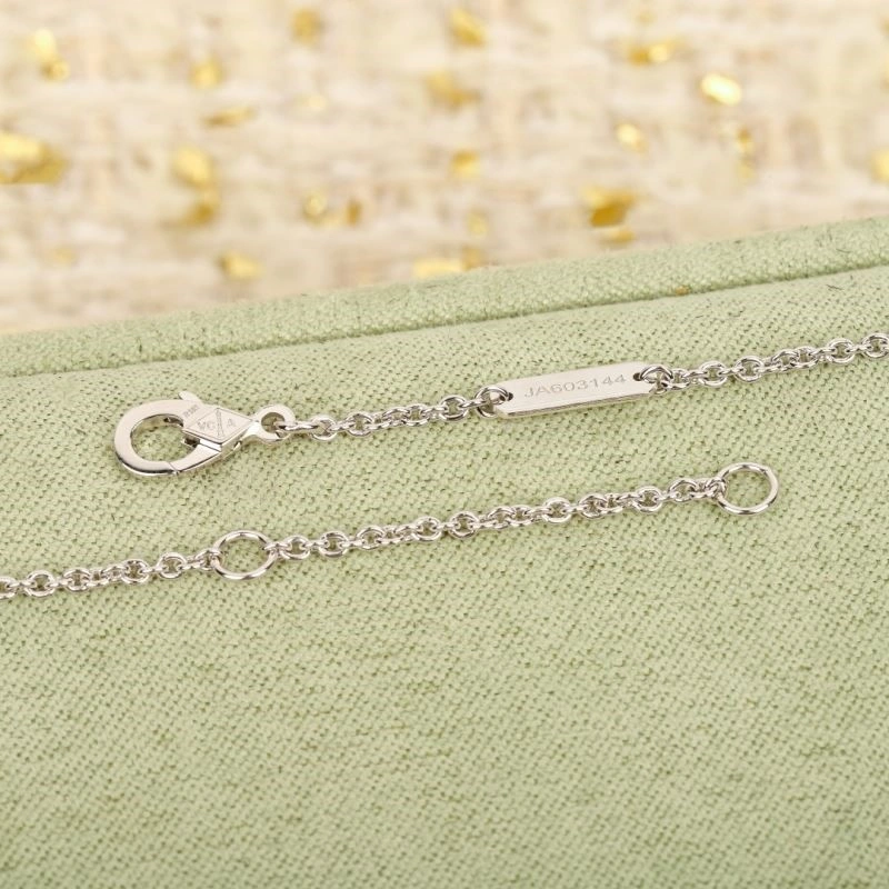 Vca Necklaces RelaxedFit 254358