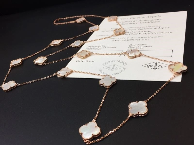 Vca Necklaces StreetReady 254346