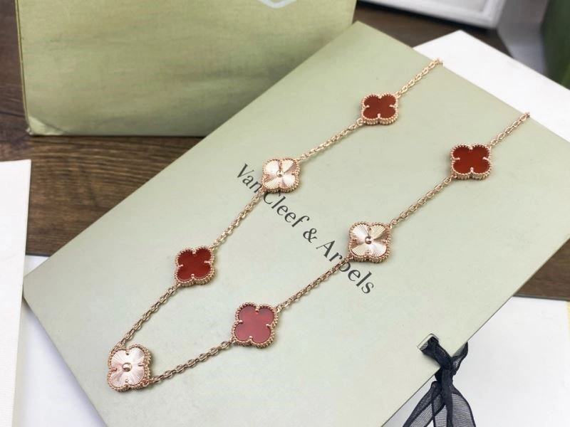 Trendy Vca Necklaces 254327