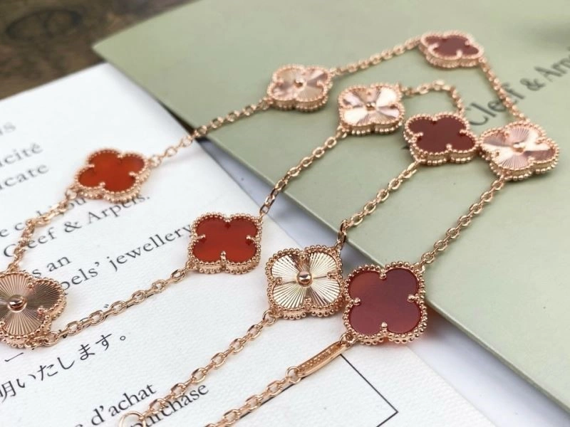 Trendy Vca Necklaces 254327