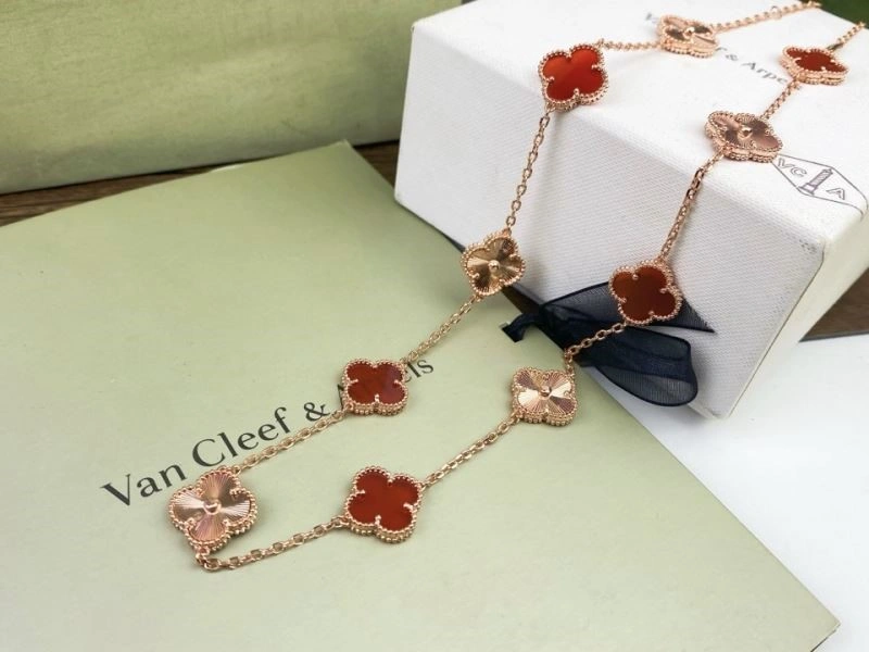 Trendy Vca Necklaces 254327