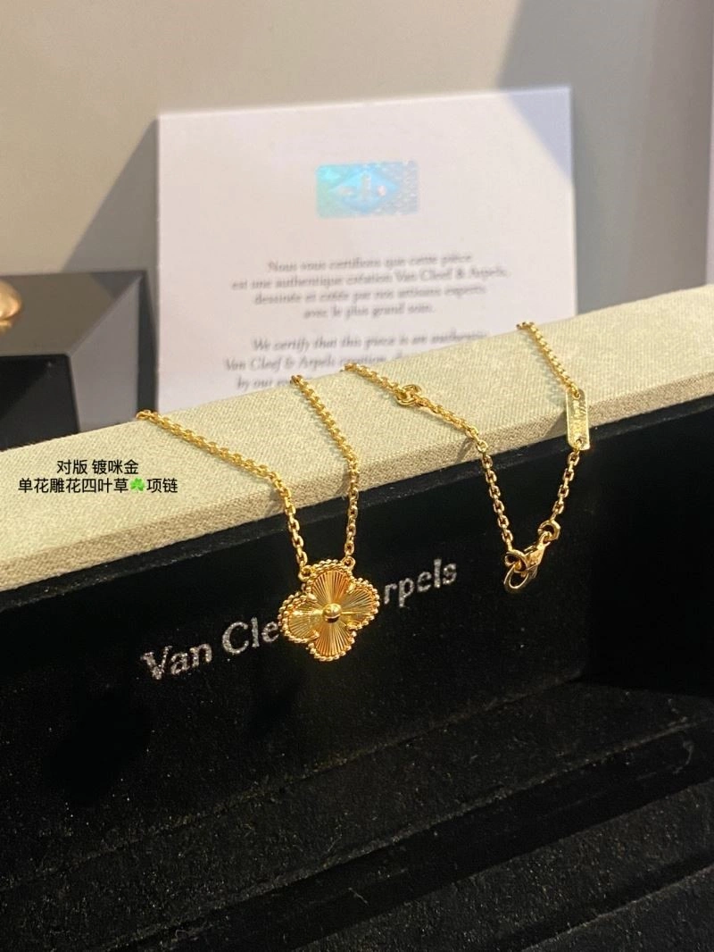 Trendy Vca Necklaces 254348