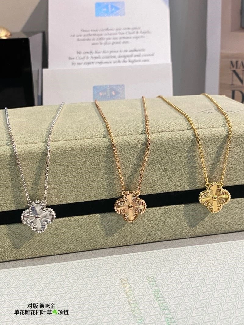Trendy Vca Necklaces 254348