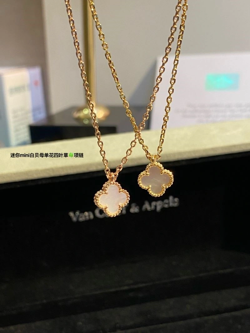 Vca Necklaces WellDesigned 254342