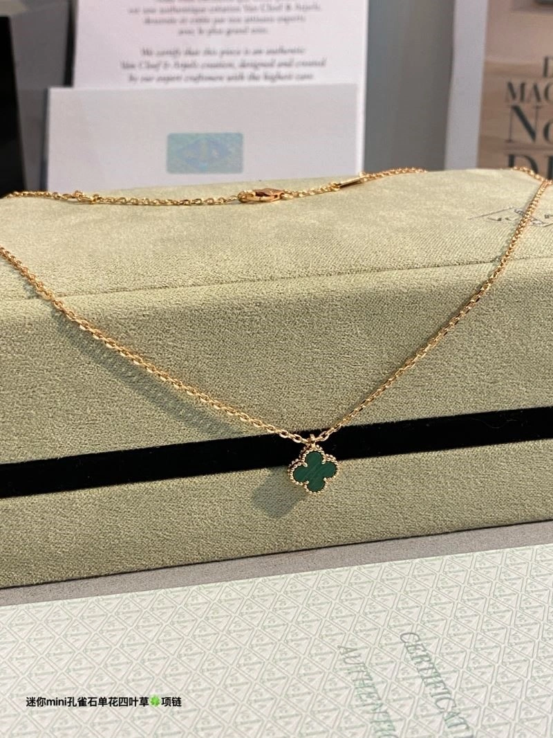 Vca Necklaces WeatherProof 254323