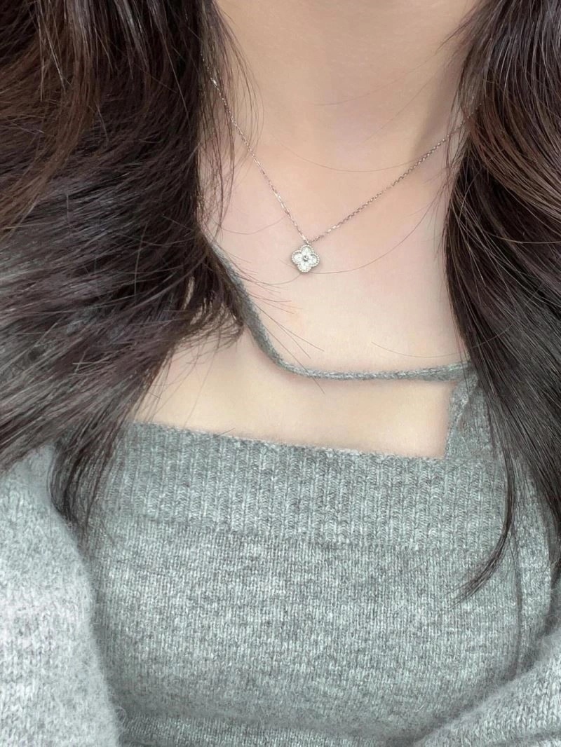 Vca Necklaces Durable 254324