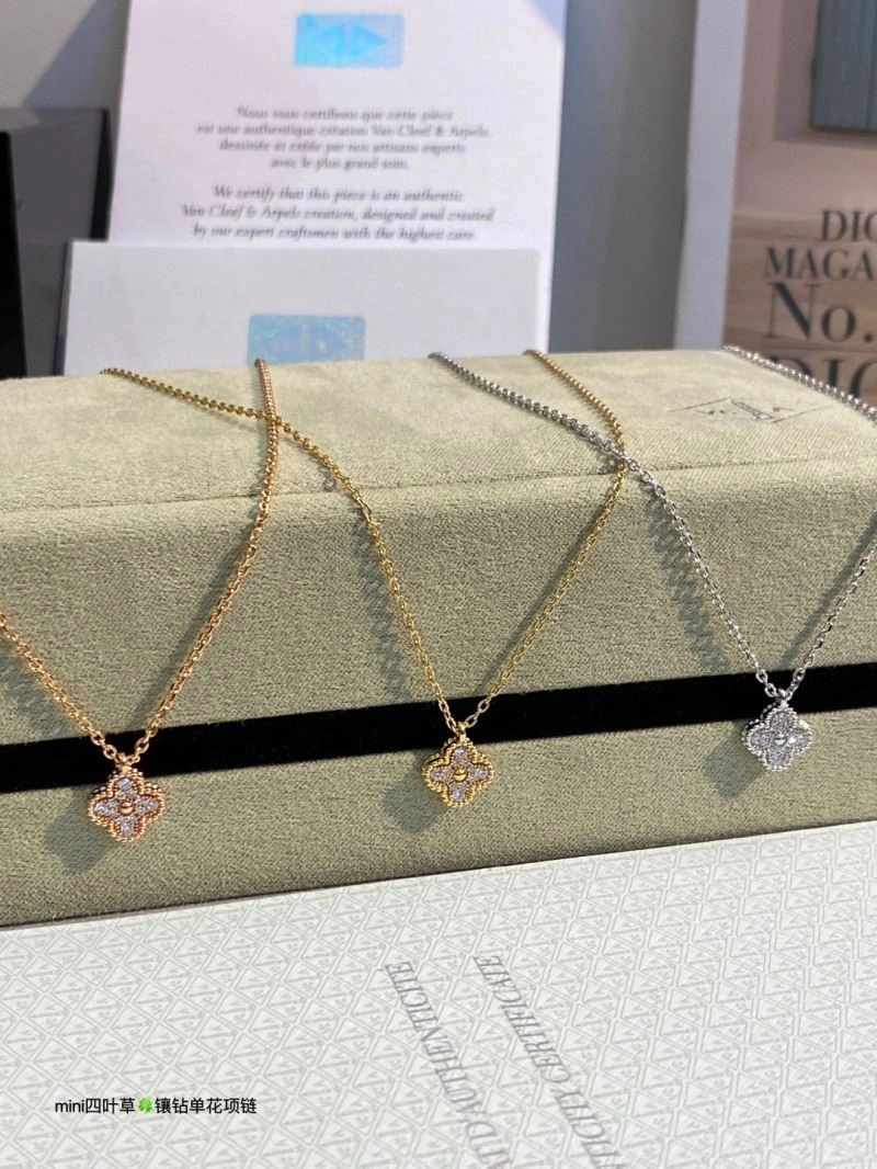Vca Necklaces Durable 254324