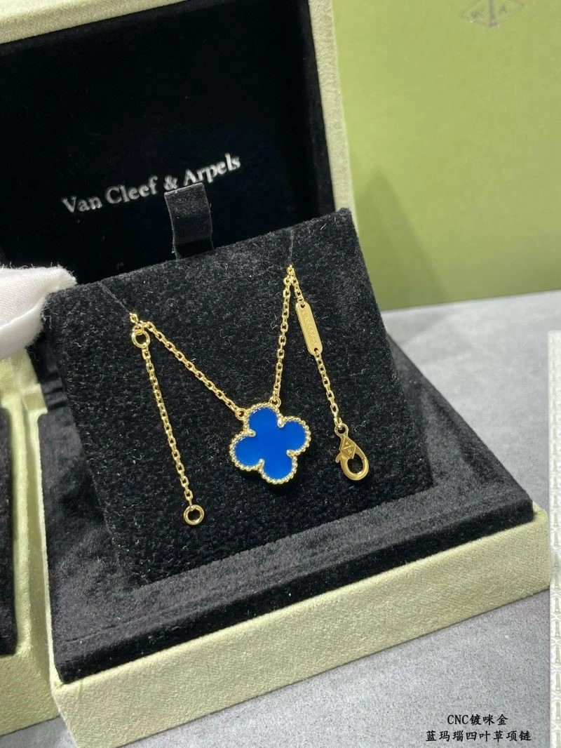 Vca Necklaces Thermal 254317