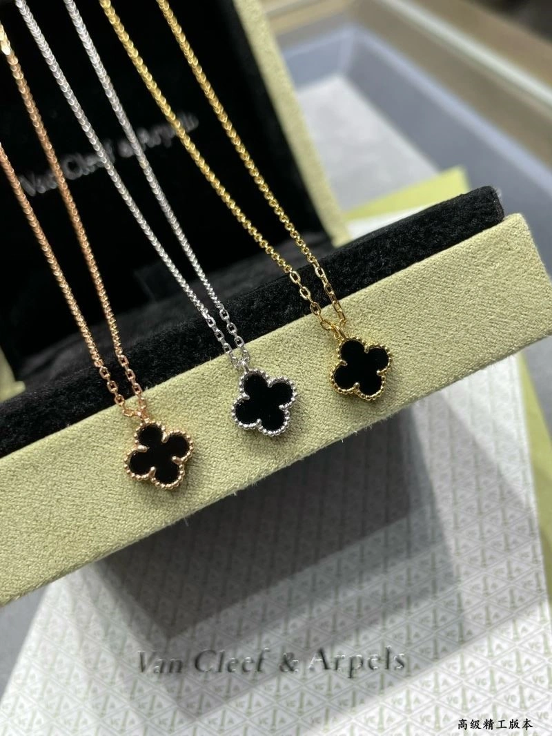 Vca Necklaces FashionForward 254302