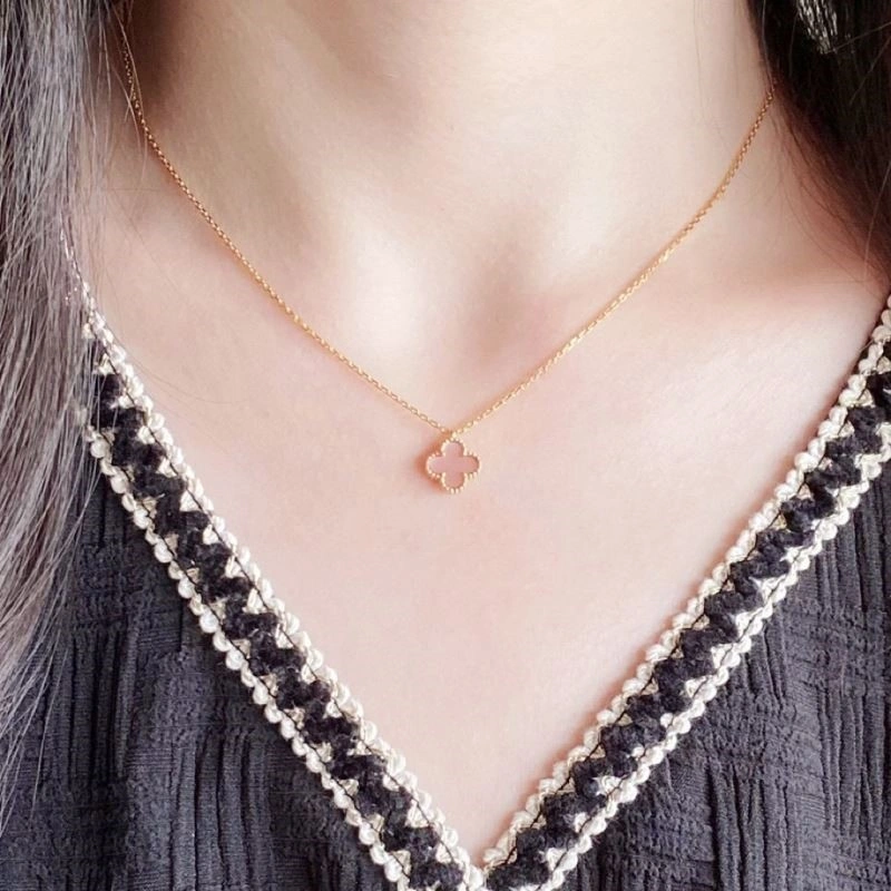 Soft Vca Necklaces 254316