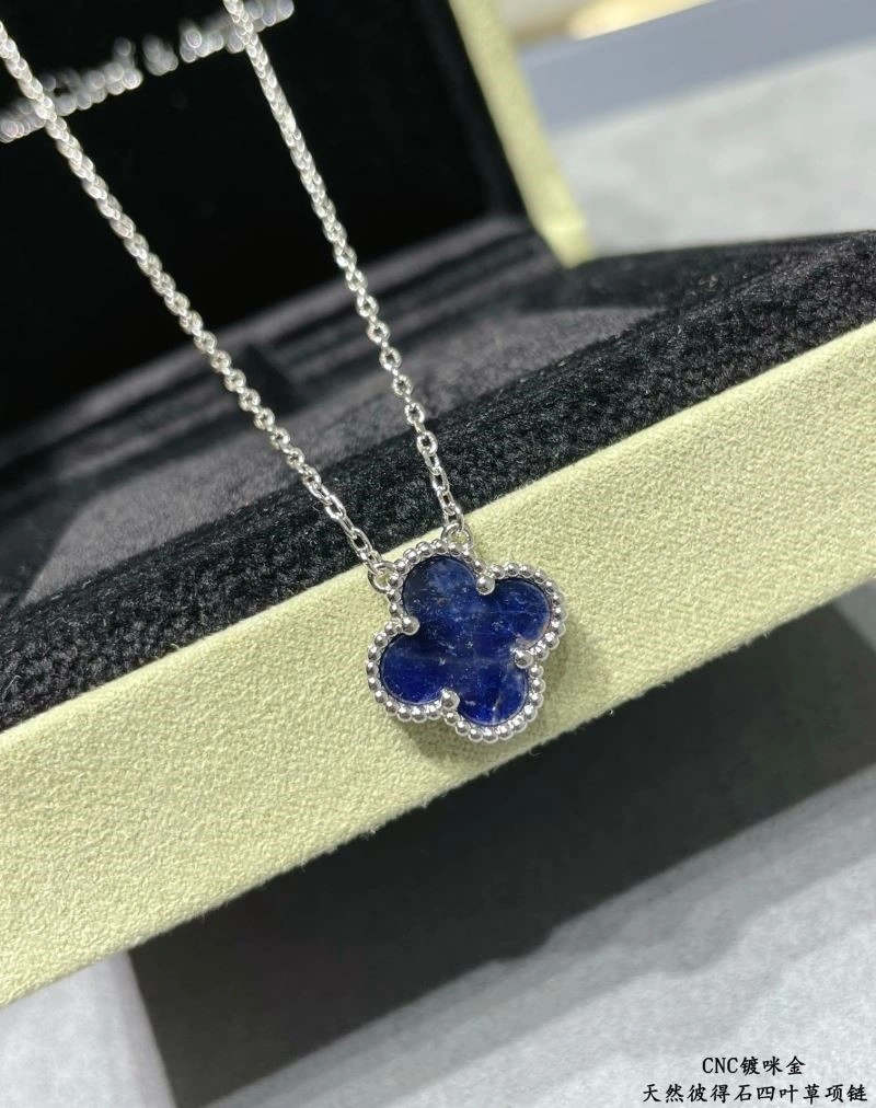 Functional Vca Necklaces 254303