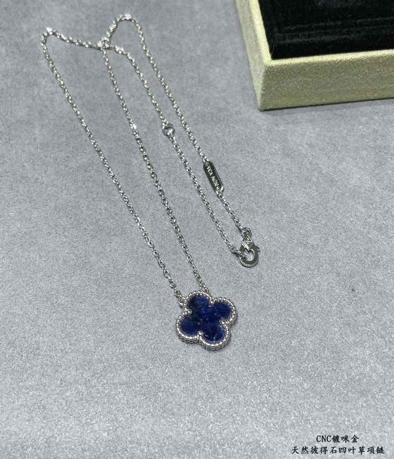 Functional Vca Necklaces 254303