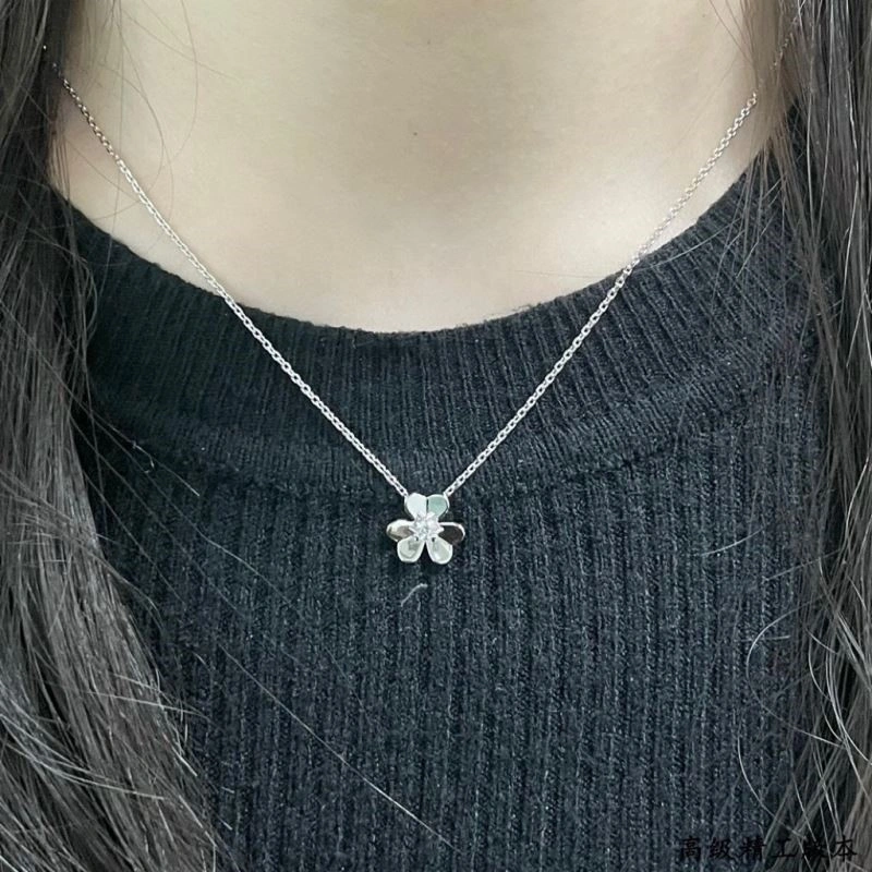Vca Necklaces Thermal 254300