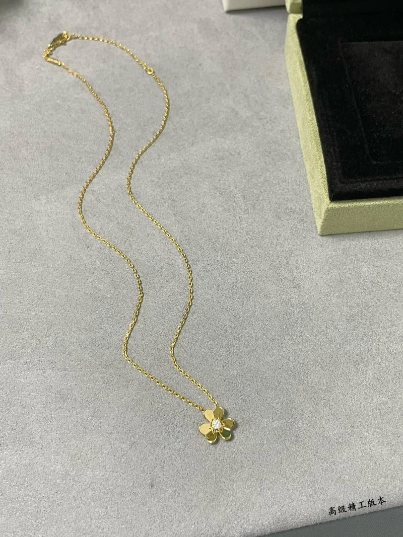 Vca Necklaces Thermal 254300